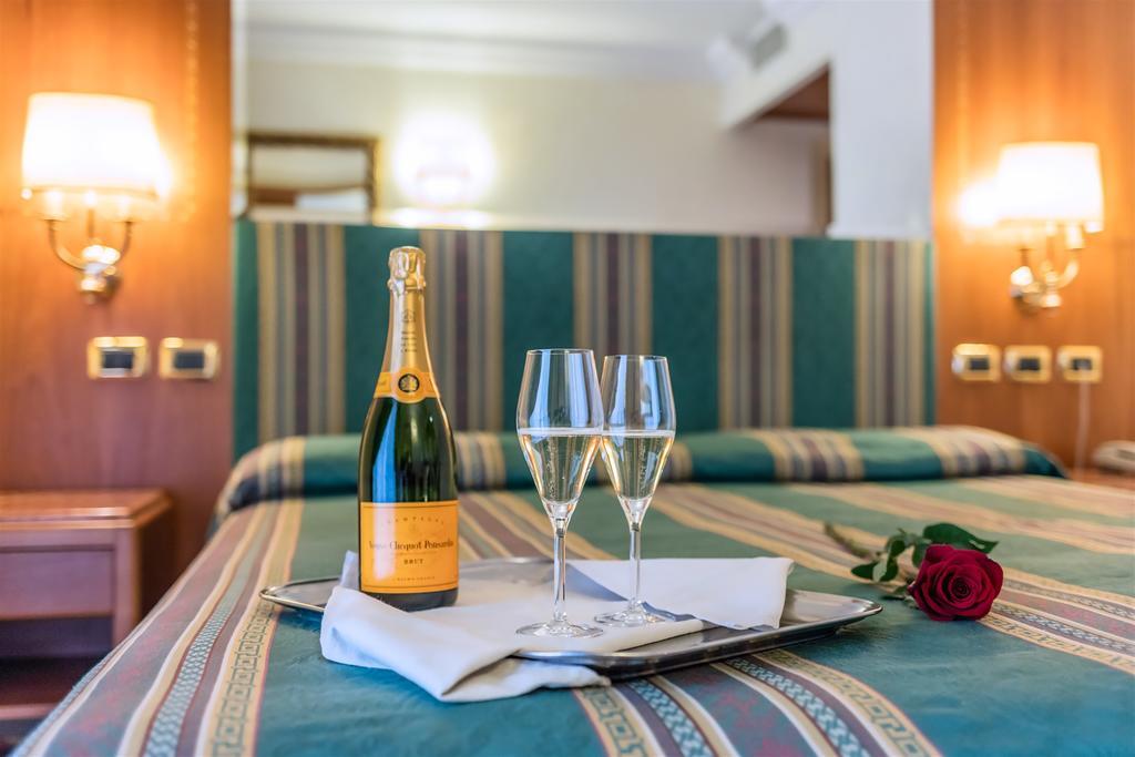 Raeli Hotel Luce Ρώμη Εξωτερικό φωτογραφία